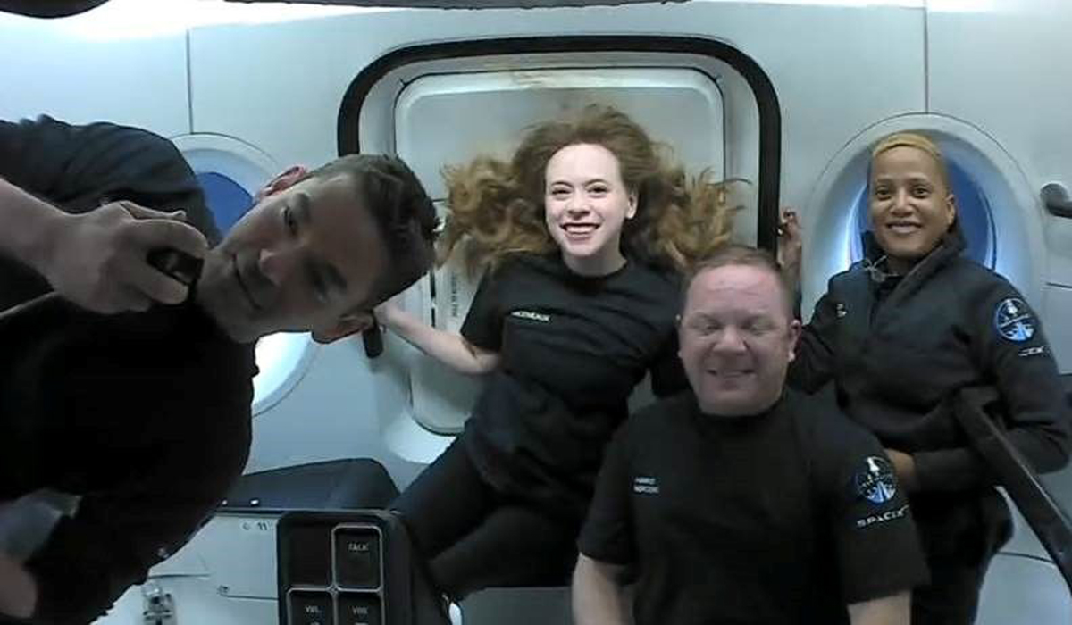 SpaceX capsule with world's first all-civilian orbital crew set for splashdown